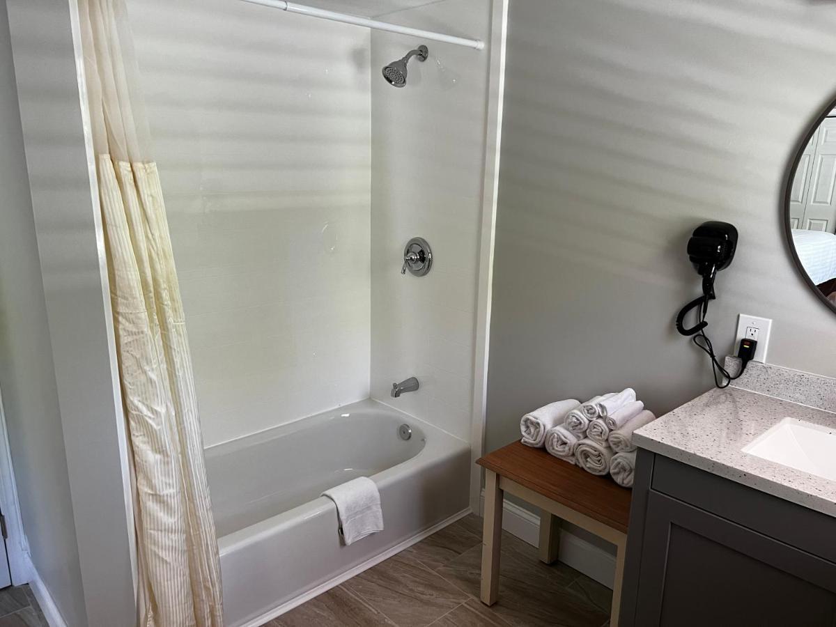 Captains Quarters Motel & Conference Center Eastham Esterno foto